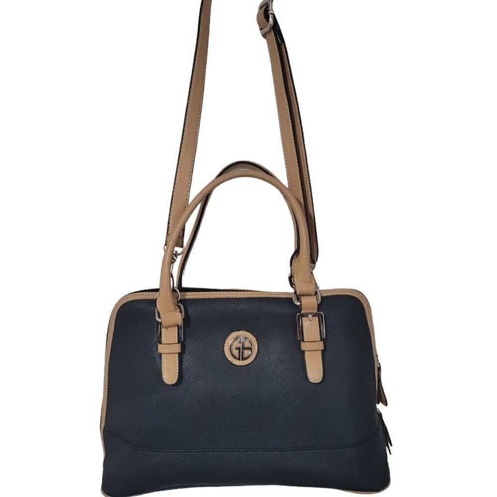 WOMEN'S Giani Bernini Crossbody Satchel. New With Defect